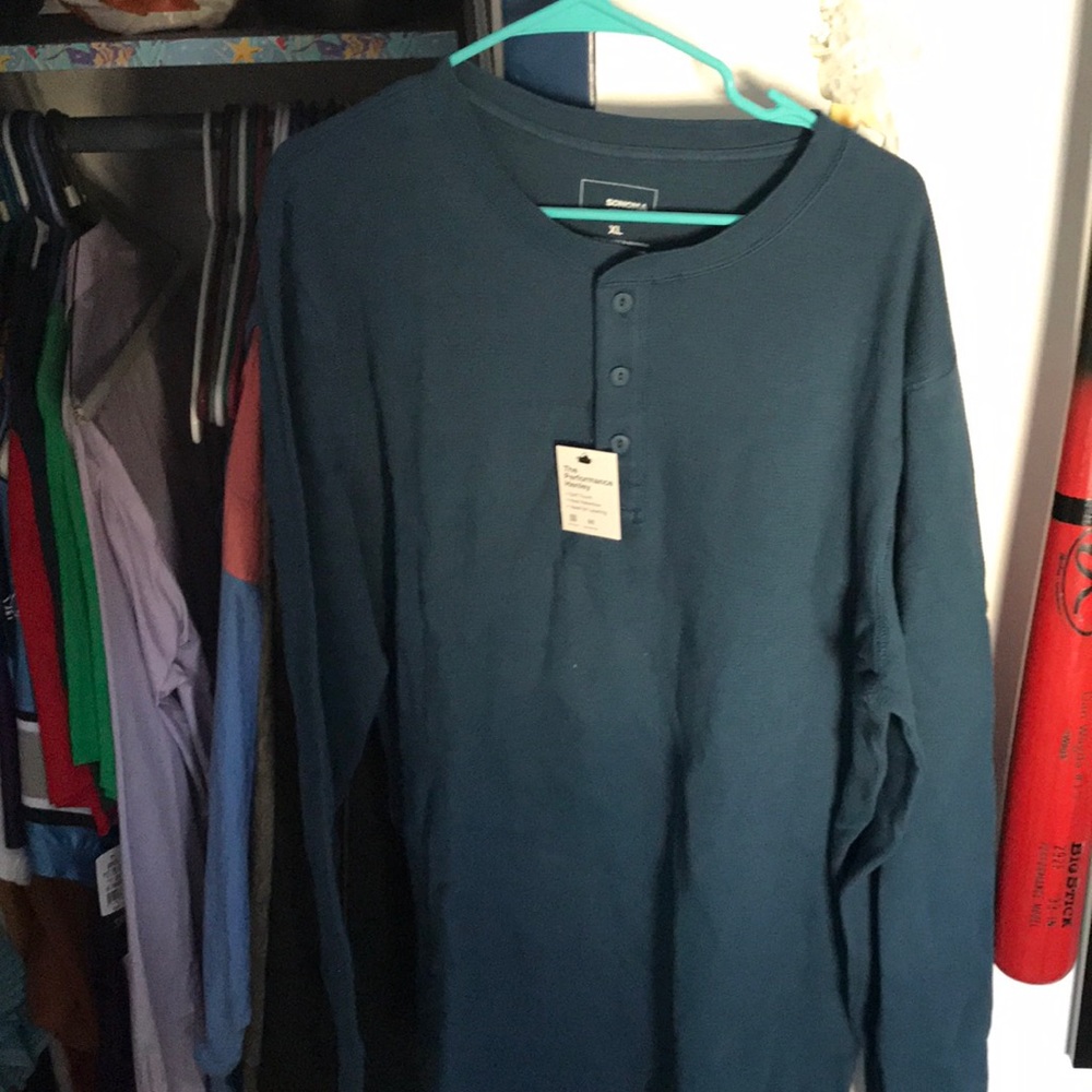 Sonoma Henley Tee